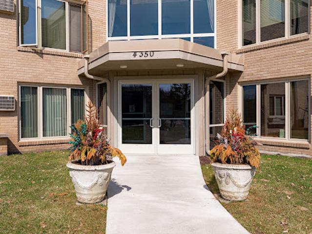 Apartment for sale in Edina, Hennepin County