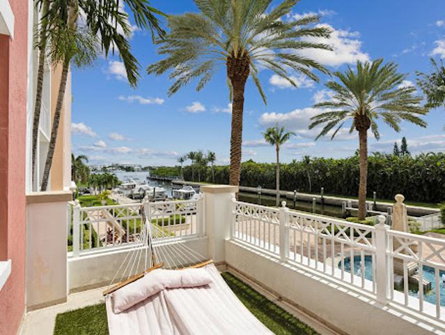 Apartment for sale in Florida