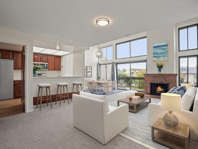 Apartment for sale in Canoga Park, California