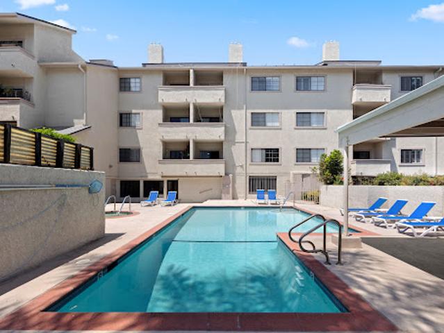 Apartment for sale in Sherman Oaks