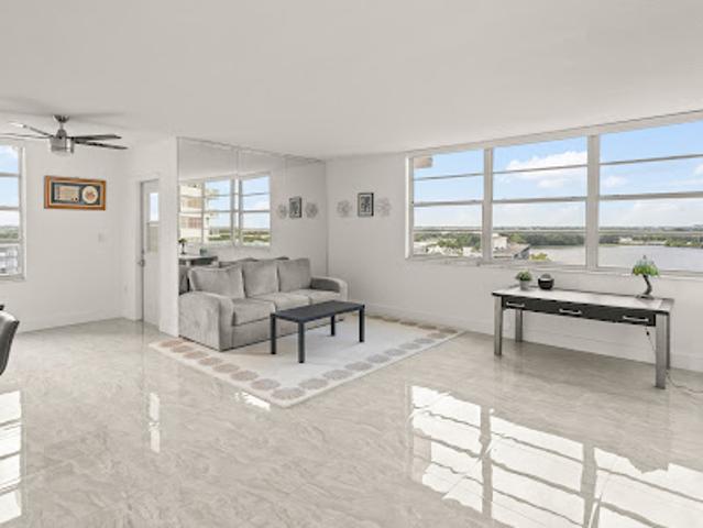 Apartment for sale in Miami, Florida