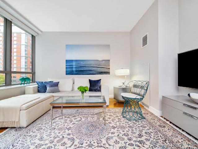 Apartment for sale in Arverne, New York