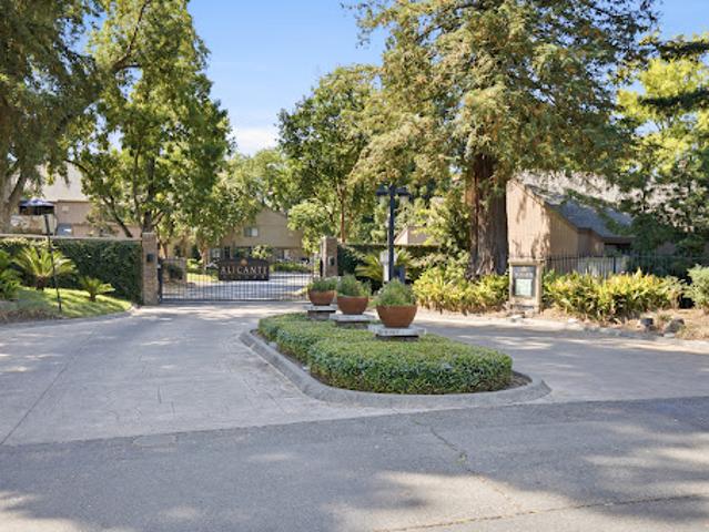 Apartment for sale in Sacramento, California