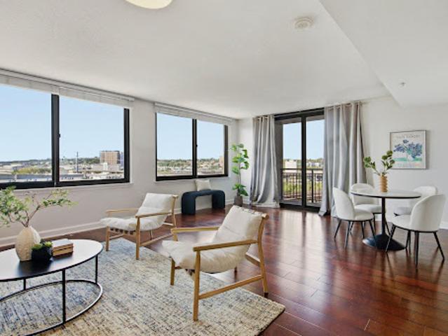 Apartment for sale in Alexandria, Virginia