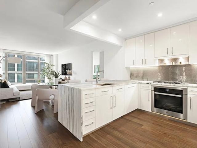 Apartment for sale in Arverne, New York