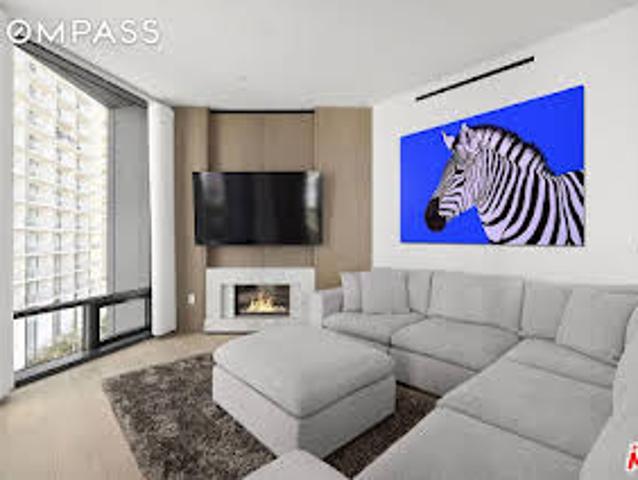 Apartment for sale in Los Angeles