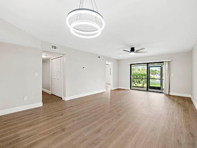 Apartment for sale in Fort Myers, Florida