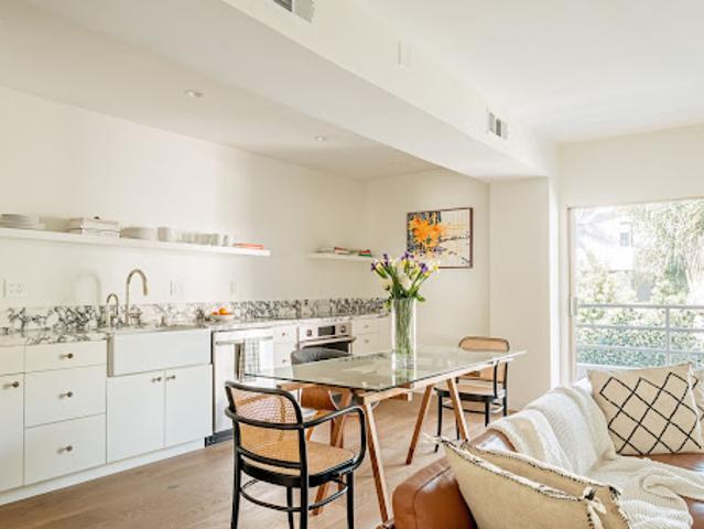 Apartment for sale in West Hollywood
