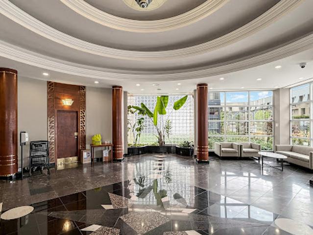 Apartment for sale in Woburn, Ontario