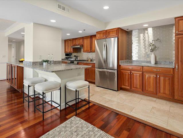 Apartment for sale in West Virginia