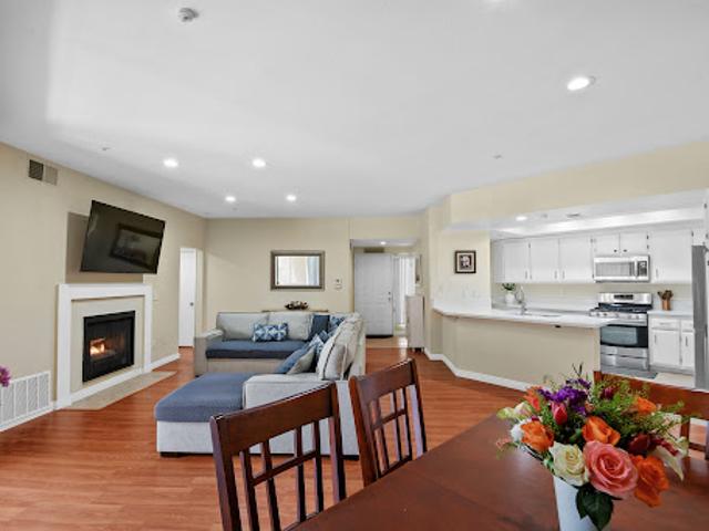 Apartment for sale in Garden Grove, California
