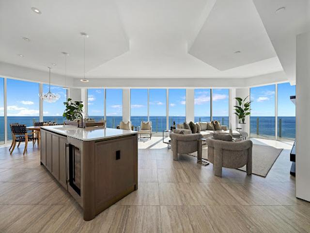 Apartment for sale in Fort Lauderdale, Florida