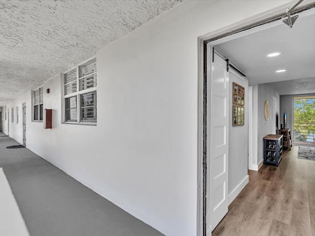 Apartment for sale in Davie, Florida