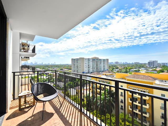 Apartment for sale in Coral Gables