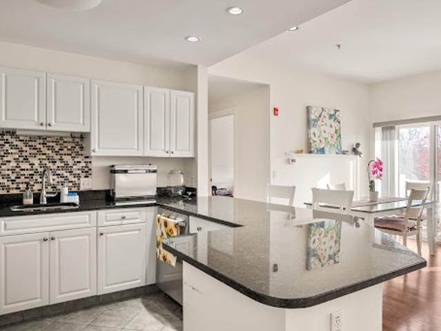 Apartment for sale in Braintree, Massachusetts
