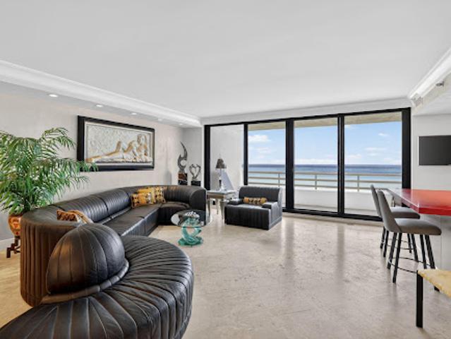 Apartment for sale in Boca Raton, Florida