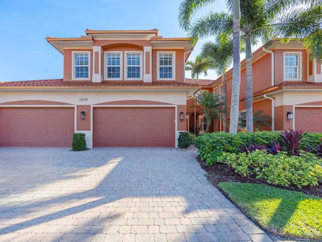 Apartment for sale in Naples, Florida