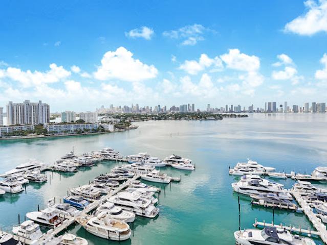 Apartment for sale in Miami Beach, Florida