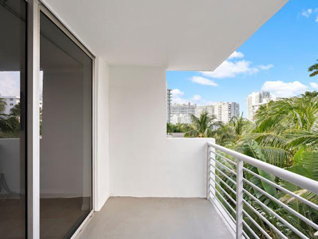 Apartment for sale in Miami Beach, Florida