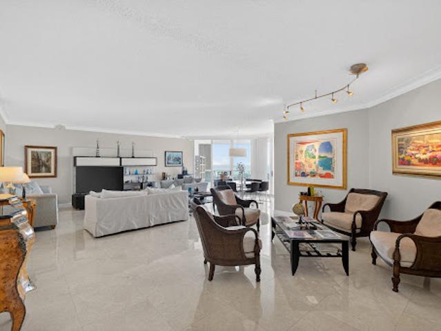 Apartment for sale in Aventura, Florida