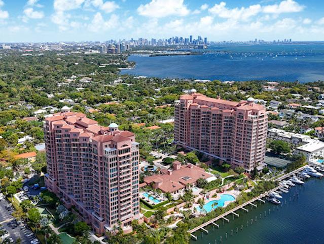 Apartment for sale in Coral Gables
