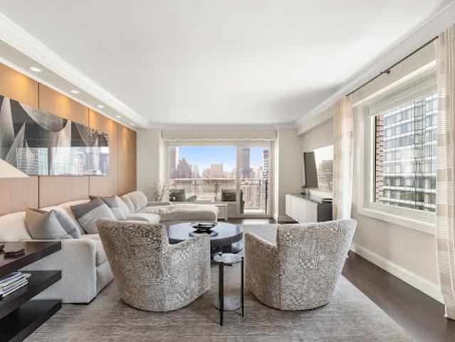 Apartment for sale in Arverne, New York