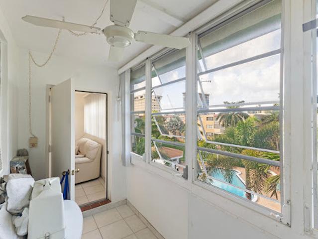 Apartment for sale in Hallandale, Florida