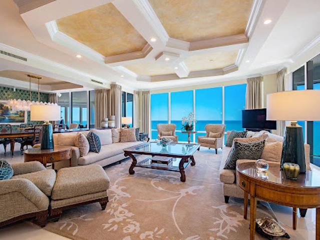 Apartment for sale in Naples, Florida