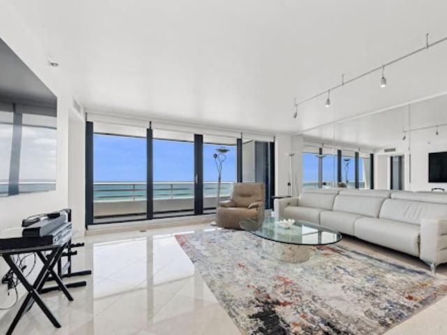 Apartment for sale in Boca Raton, Florida