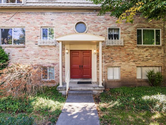 Apartment for sale in Holladay, Utah