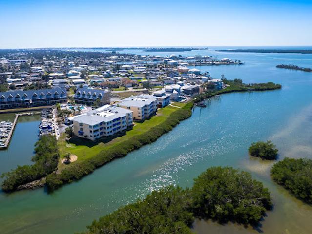 Apartment for sale in Englewood