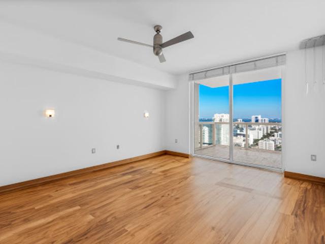 Apartment for rent in Miami Beach