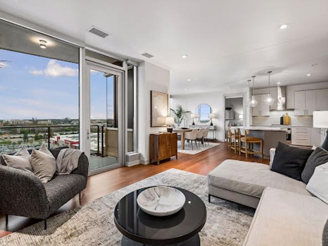 Apartment for sale in Hennepin, Minnesota
