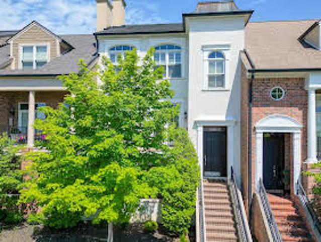 Apartment for sale in Louisville Apartment for sale in Louisville