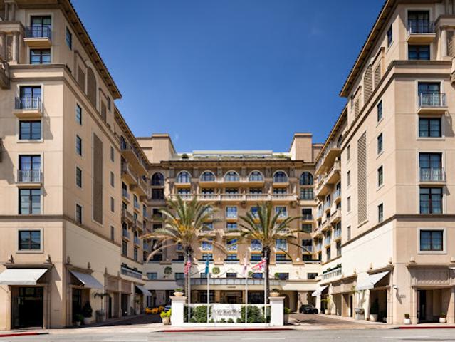 Apartment for sale in Beverly Hills, California