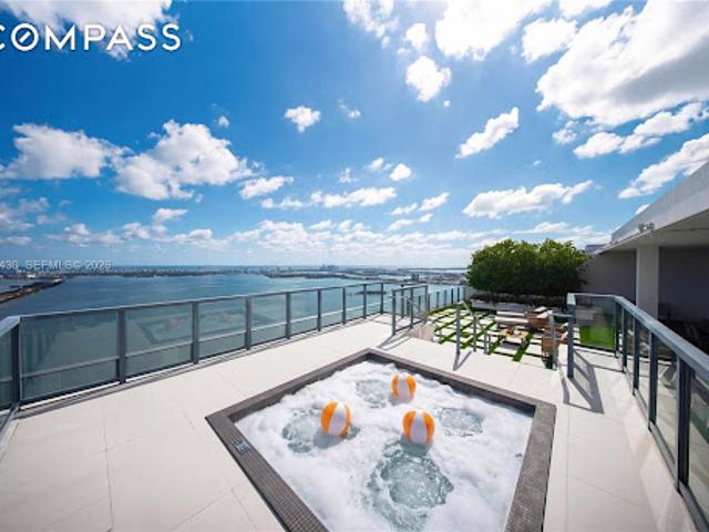 Apartment for sale in Miami, Florida