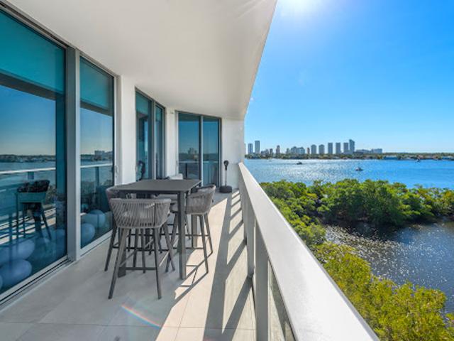Apartment for sale in North Miami Beach, Florida