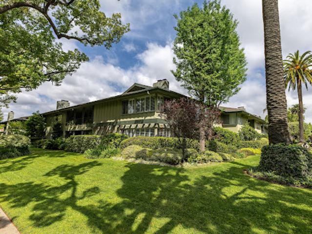 Apartment for sale in Pasadena, California
