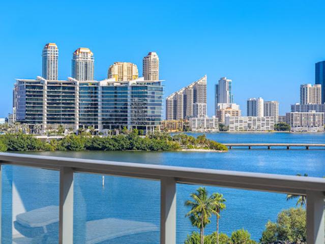 Apartment for sale in Aventura