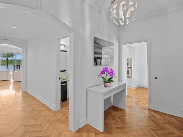 Apartment for sale in Miami Beach, Florida