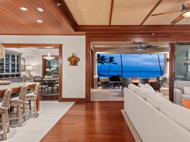 Apartment for sale in Lahaina, Hawaii