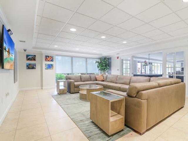 Apartment for sale in Fort Lauderdale, Florida