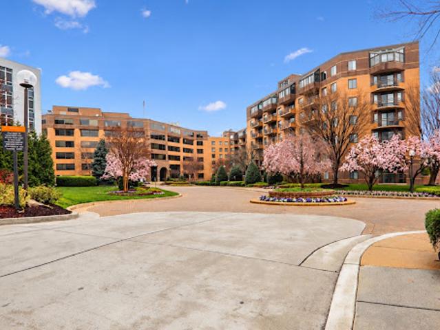 Apartment for sale in Washington
