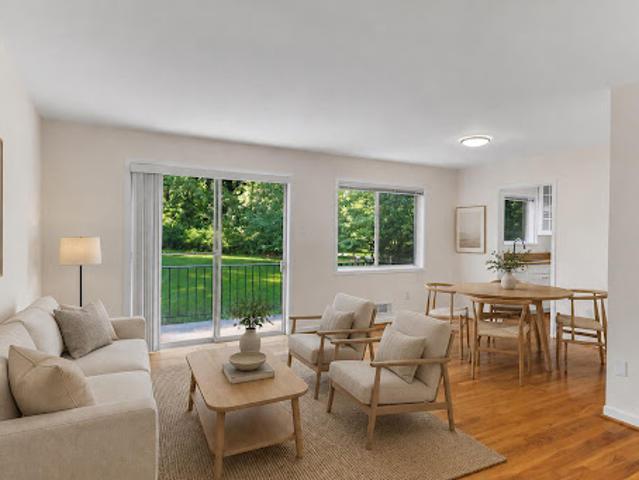 Apartment for sale in Bethesda, Maryland