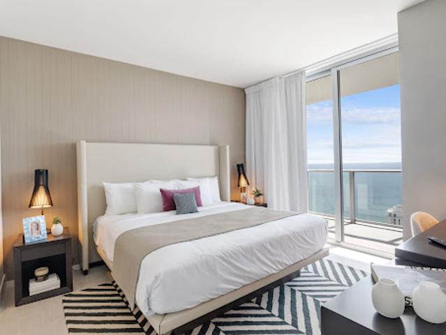 Apartment for sale in Hollywood, Florida