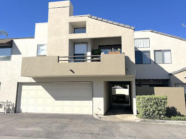 Apartment for sale in Calabasas