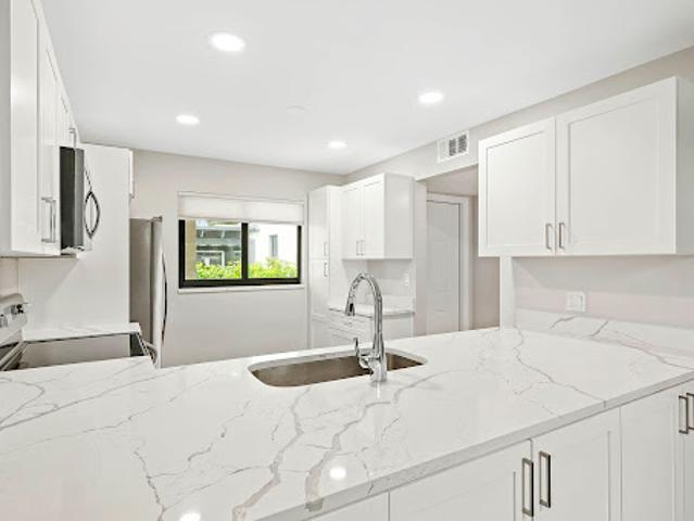 Apartment for sale in Fort Myers, Florida