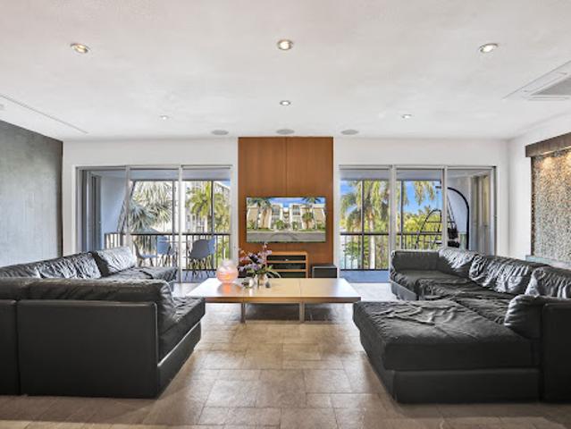 Apartment for sale in Oakland Park, Florida