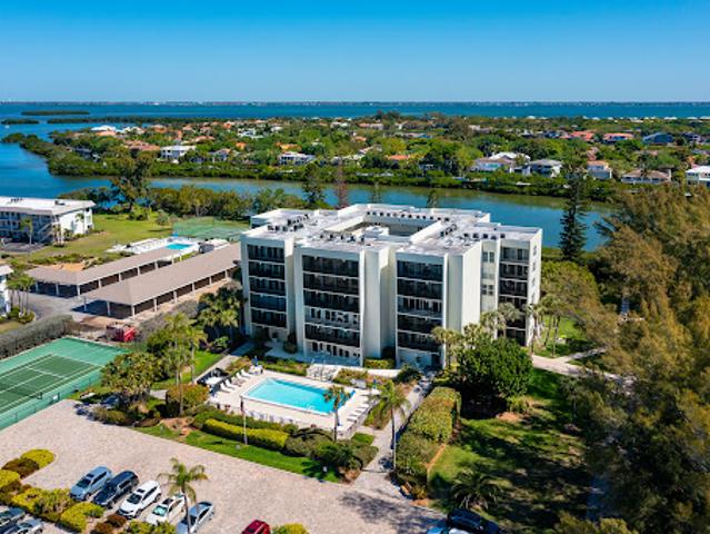 Apartment for sale in Longboat Key
