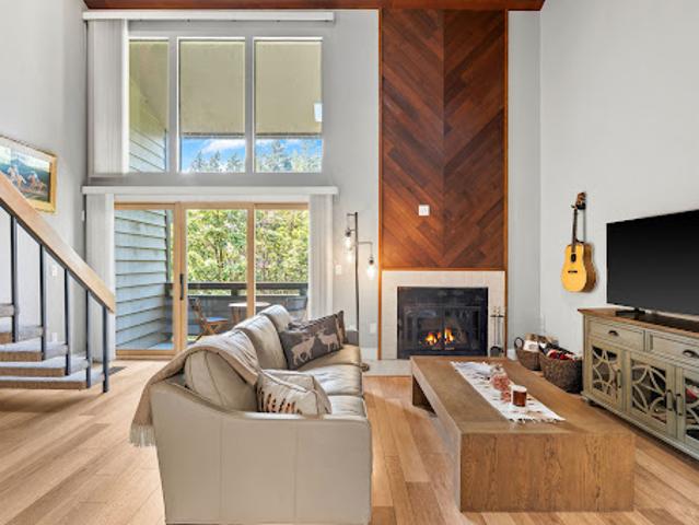 Apartment for sale in Bigfork, Montana